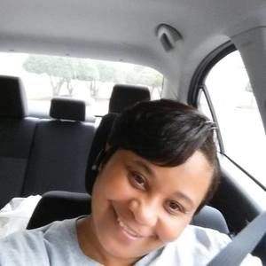 Meet your Posher, Tina